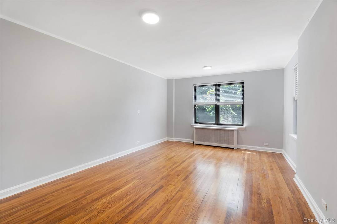 Sun filled one bedroom condo for sale in East Elmhurst, New York just minutes from LaGuardia Airport.