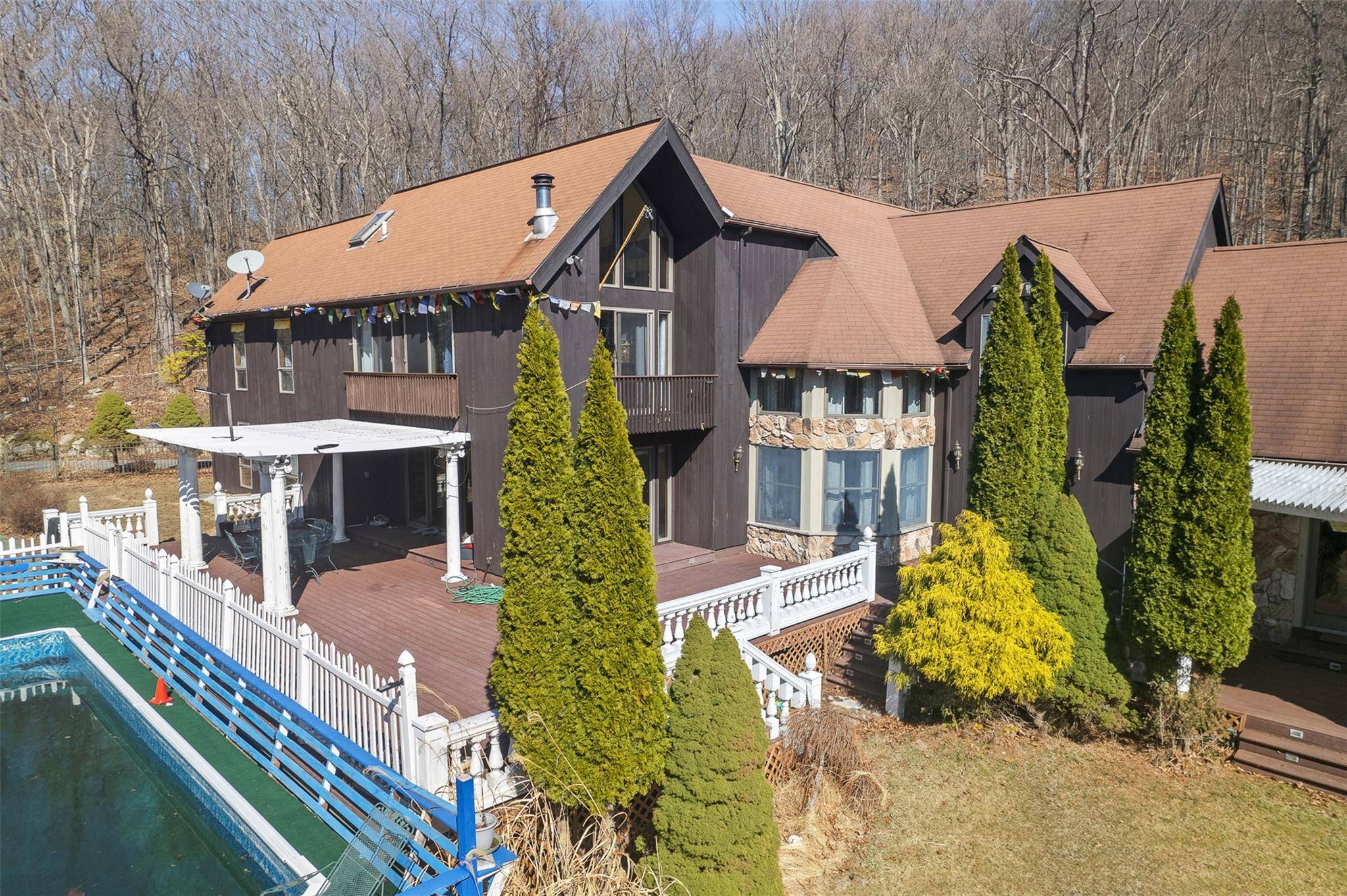 House For Sale.