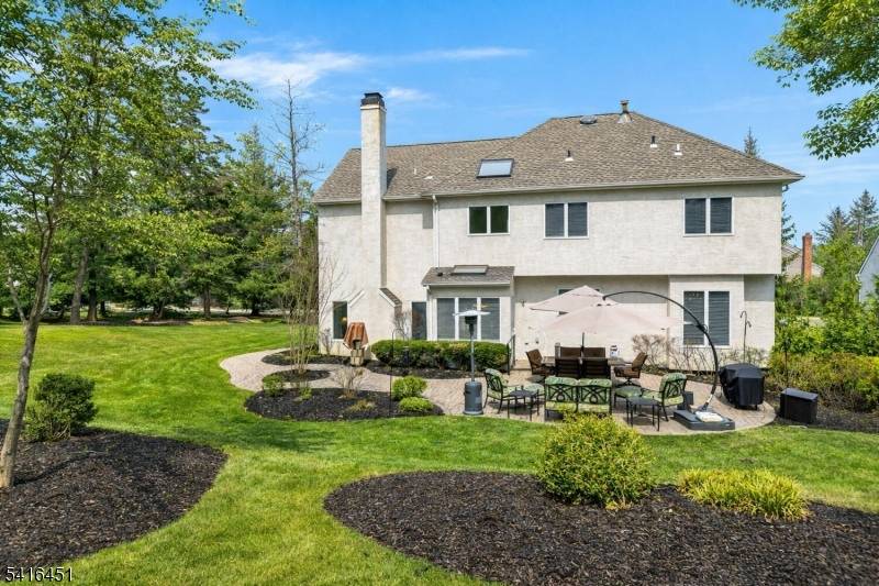 Welcome to Revere Hill, a sought after Toll Brothers community within The Hills of Basking Ridge, NJ.