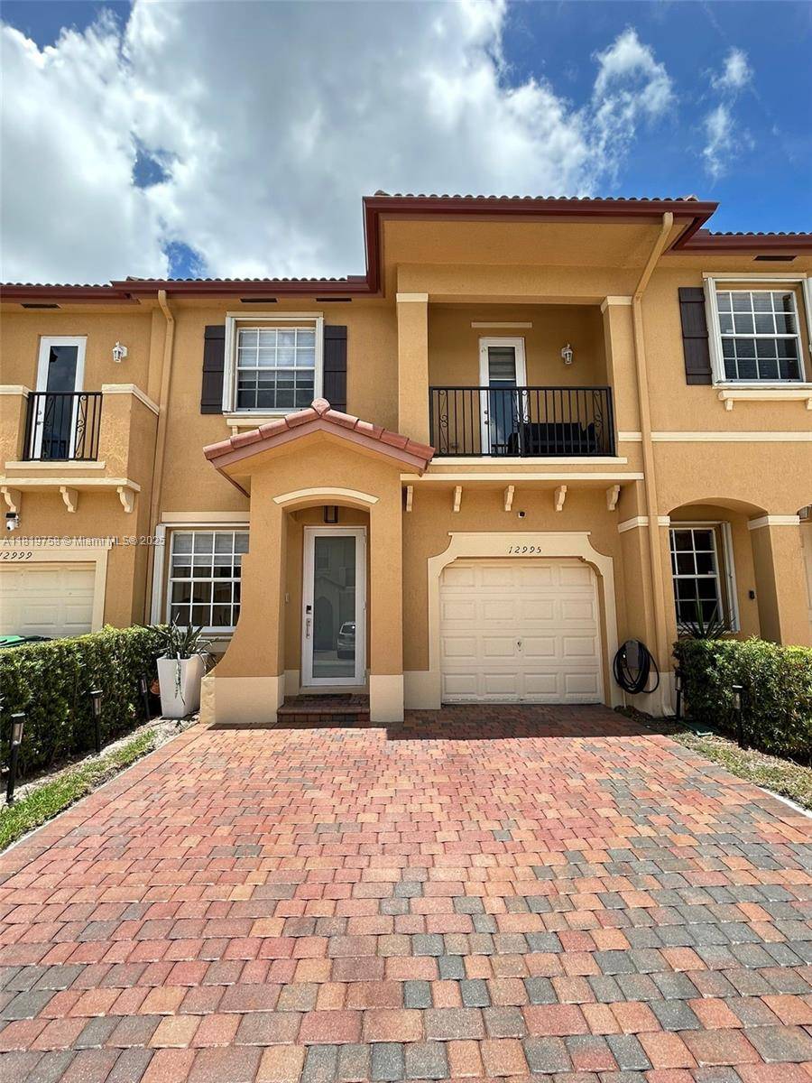 Upgraded 3 Bedroom Townhome with No Rear Neighbors !