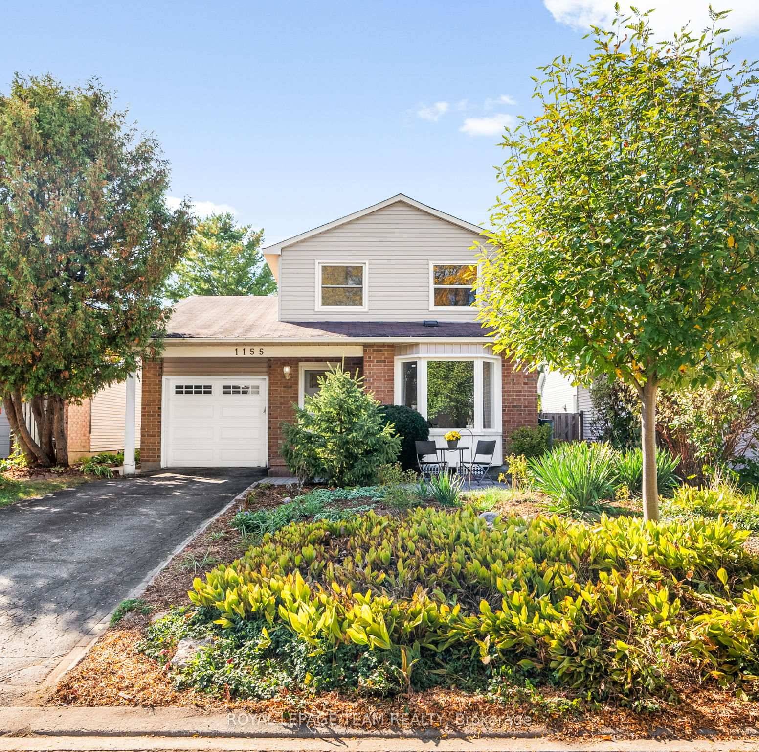 Welcome to 1155 Sauterne Park, a detached 3 bedroom home tucked away on a quiet street.