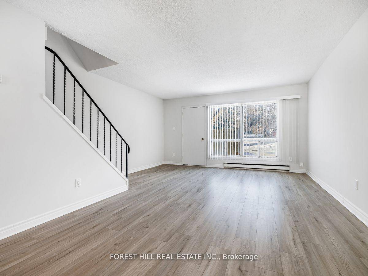 Family friendly Townhouse in the High Demand amp ; Desirable Bayview Village Neighborhood Excellent LOCATION Leslie St amp ; Finch Ave Super Convenient Location to all Amenities RECENTLY RENOVATED 2024 ...