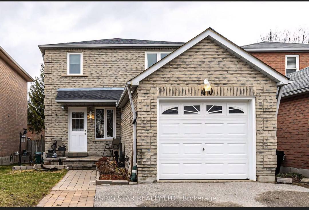 Beautiful Detached Home available for immediate Lease in the Growing City of Barrie !