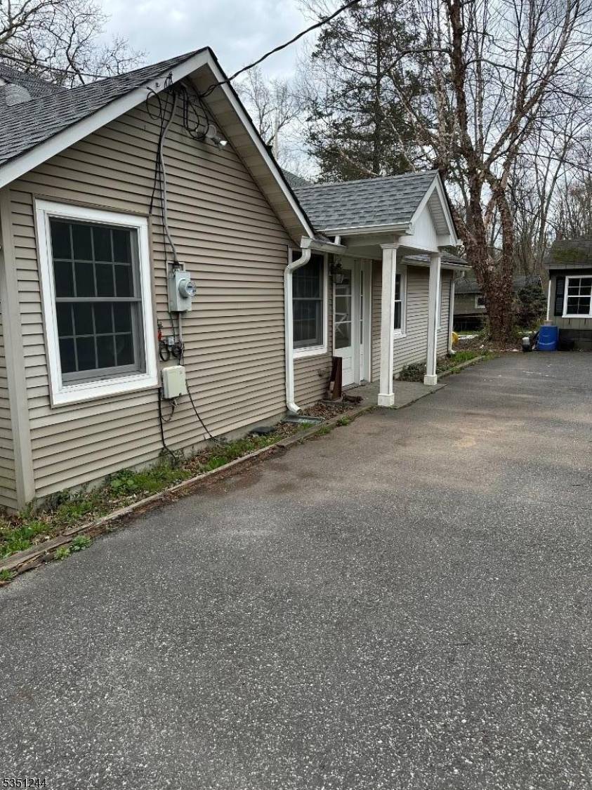 Excellent opportunity in the desirable Far Hills section of Bernards Township, surrounded by million dollar homes.