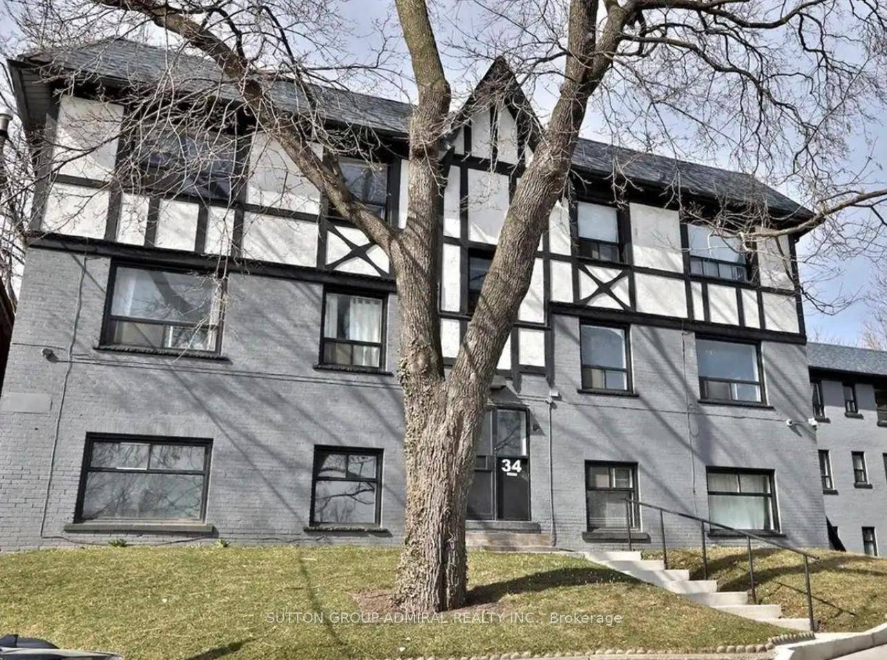 Welcome to 34 Heydon Park, steps to College and Dovercourt.