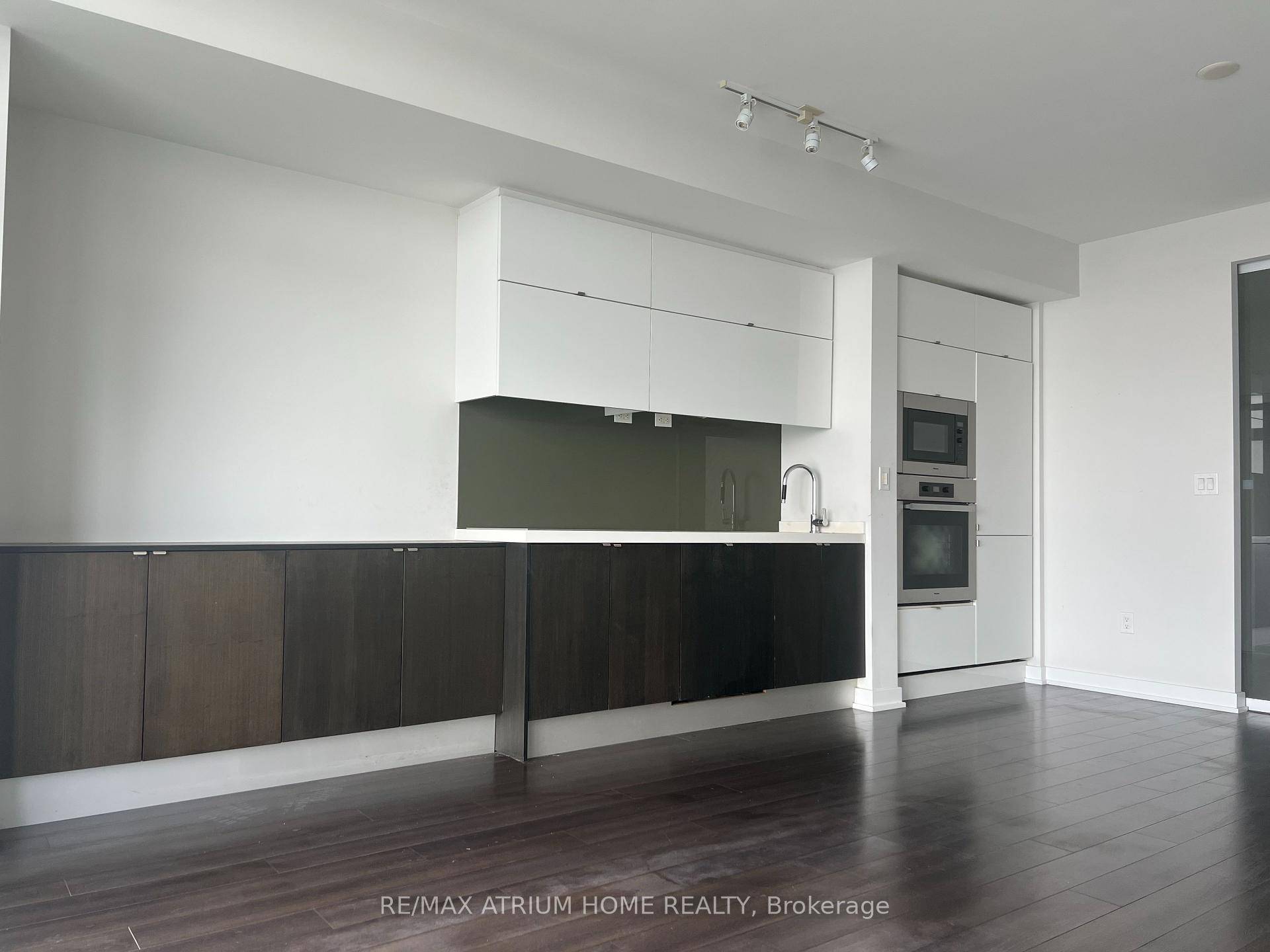 One Bedroom Den, Unobstructed Stunning South Lake View !