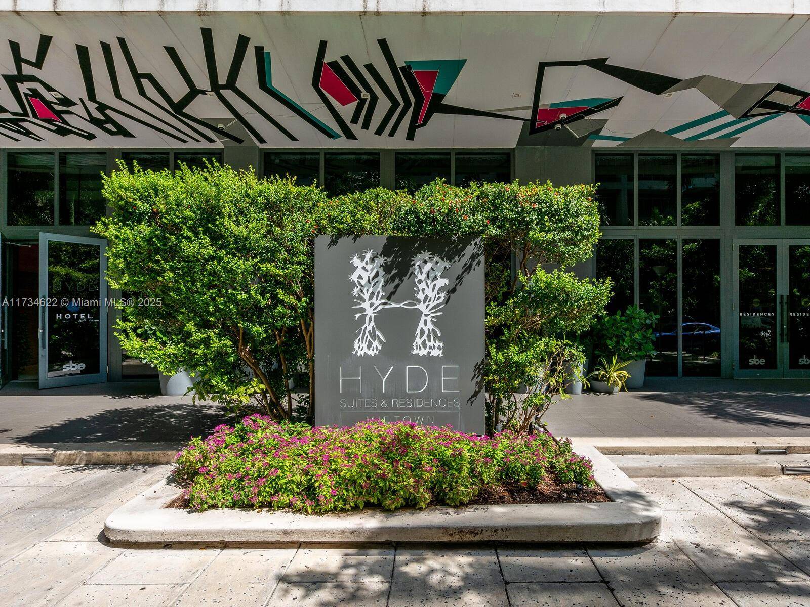 BEAUTIFUL 2 Bd 2 Bath with Wraparound Balcony on the SE Corner 31 st Floor at Hyde Midtown.