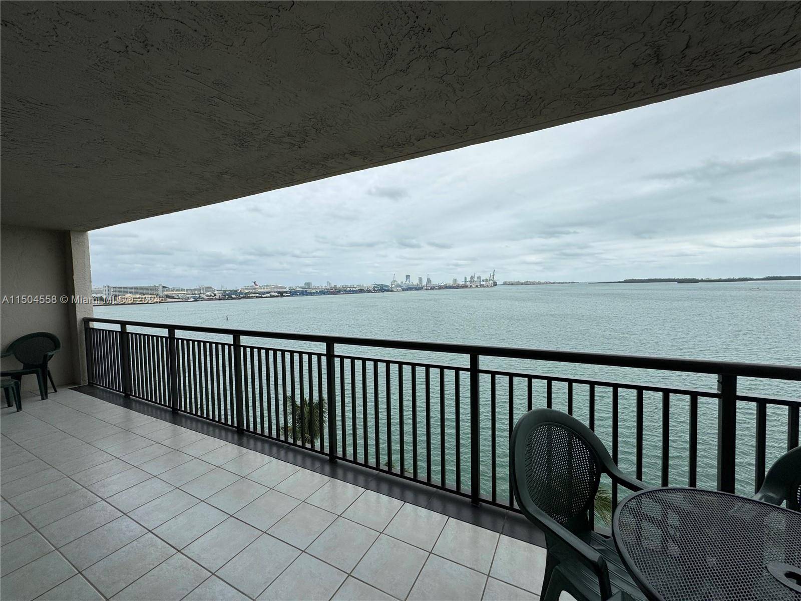 The most spectacular unobstructed view of Biscayne Bay, from this corner unit 2 Bed 2 Bath condo with 1, 200 sq.
