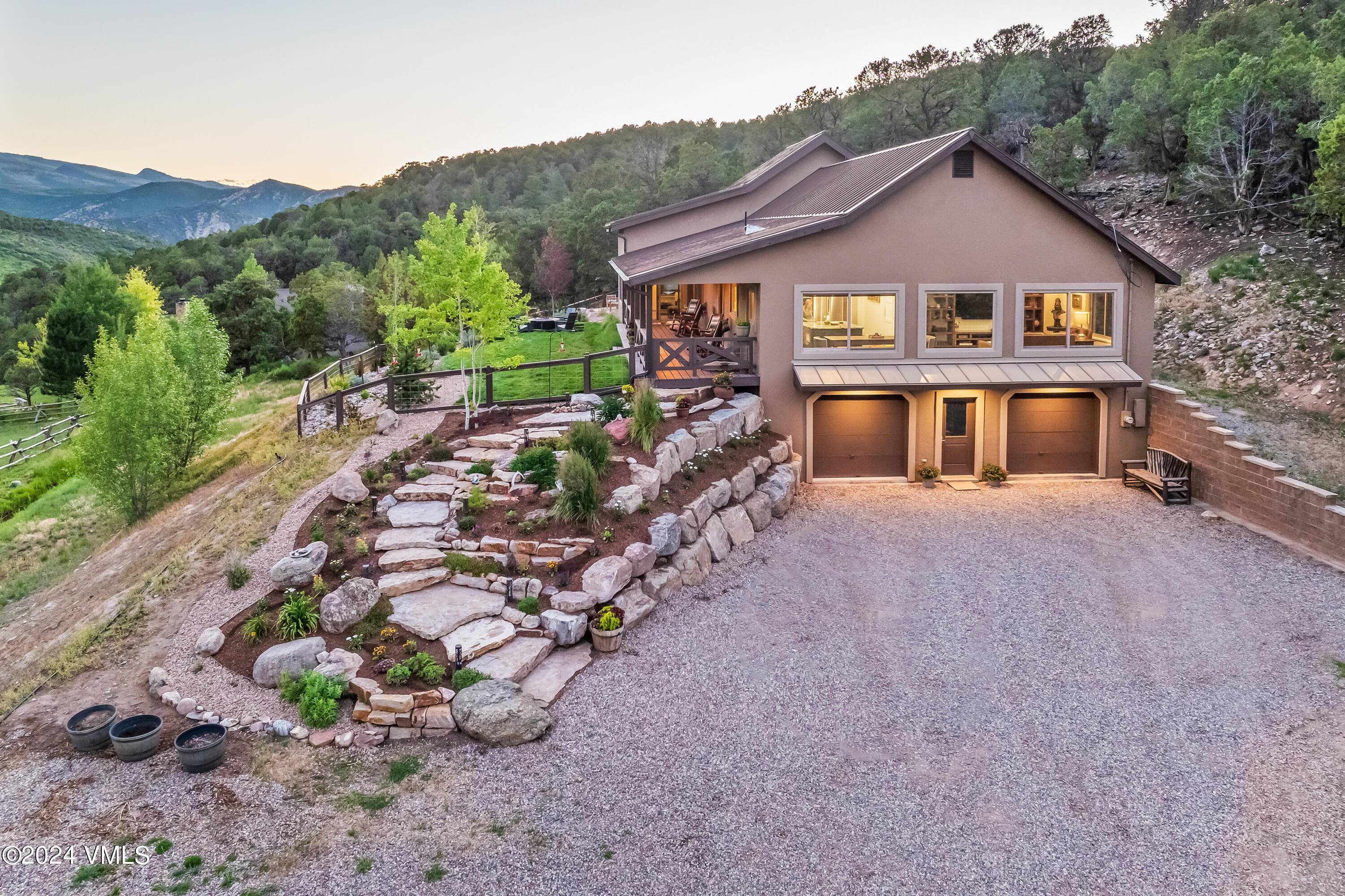The Horse Property You've Been Waiting For !