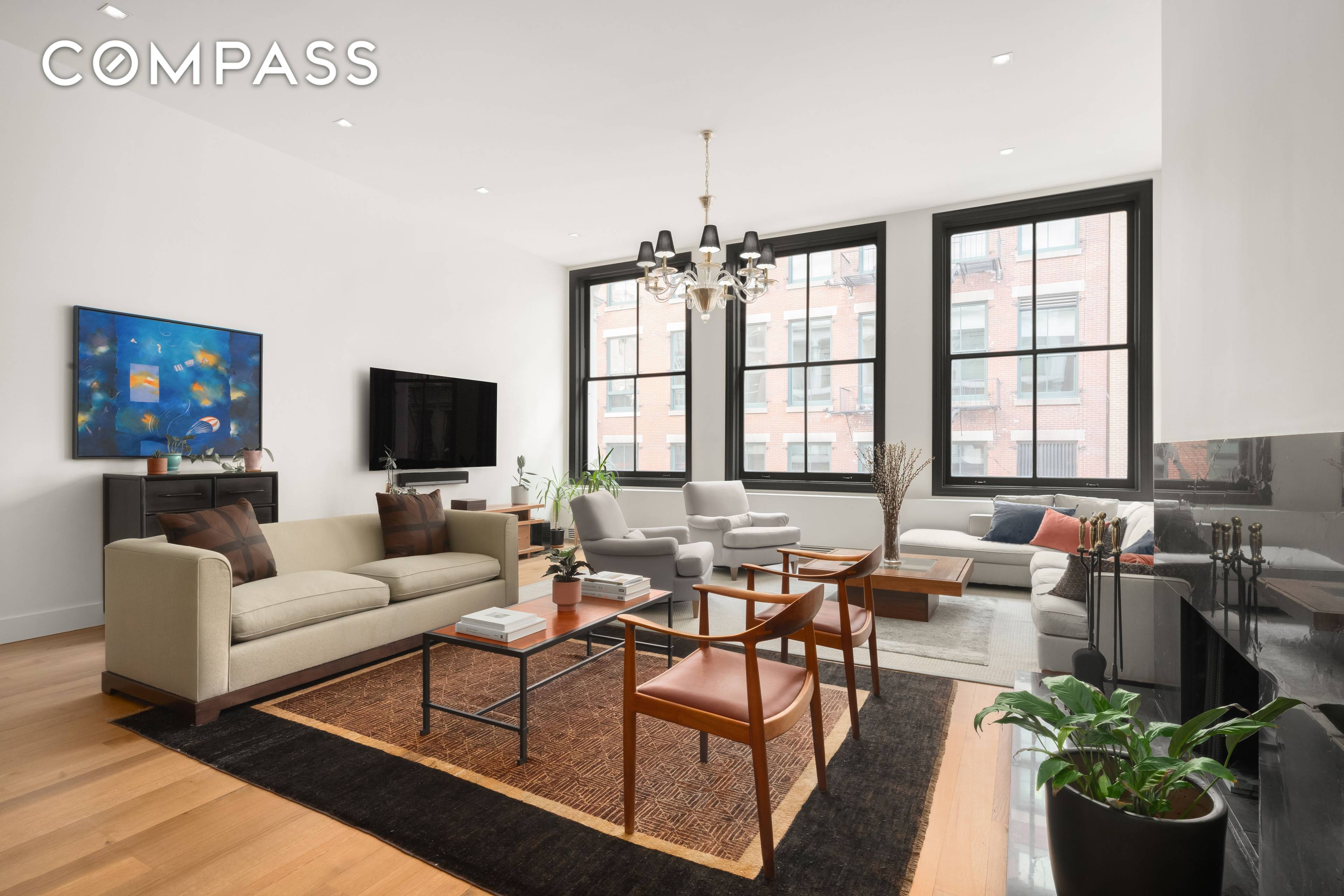 Residence 3S at 77 Mercer is a sprawling, meticulously renovated loft with soaring 14 ceilings nestled on a cobblestoned stretch of Mercer Street in SoHo s coveted Cast iron Historic ...