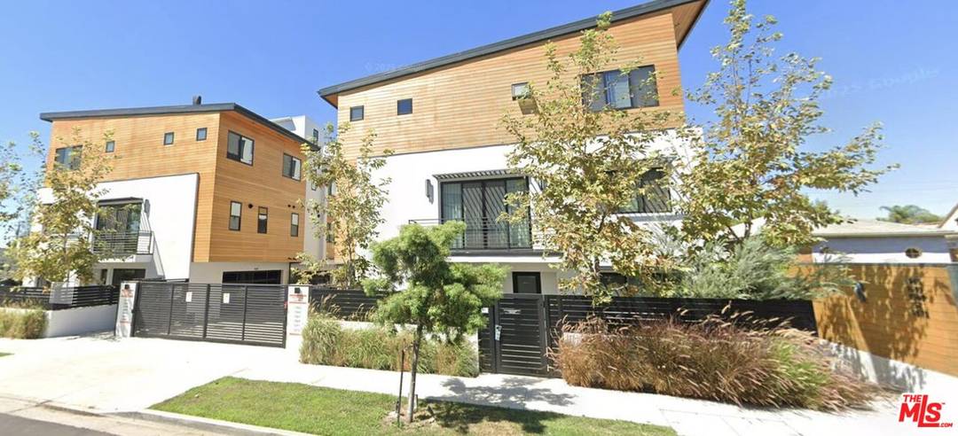 1573 Hi Point St 4BR Beverlywood La