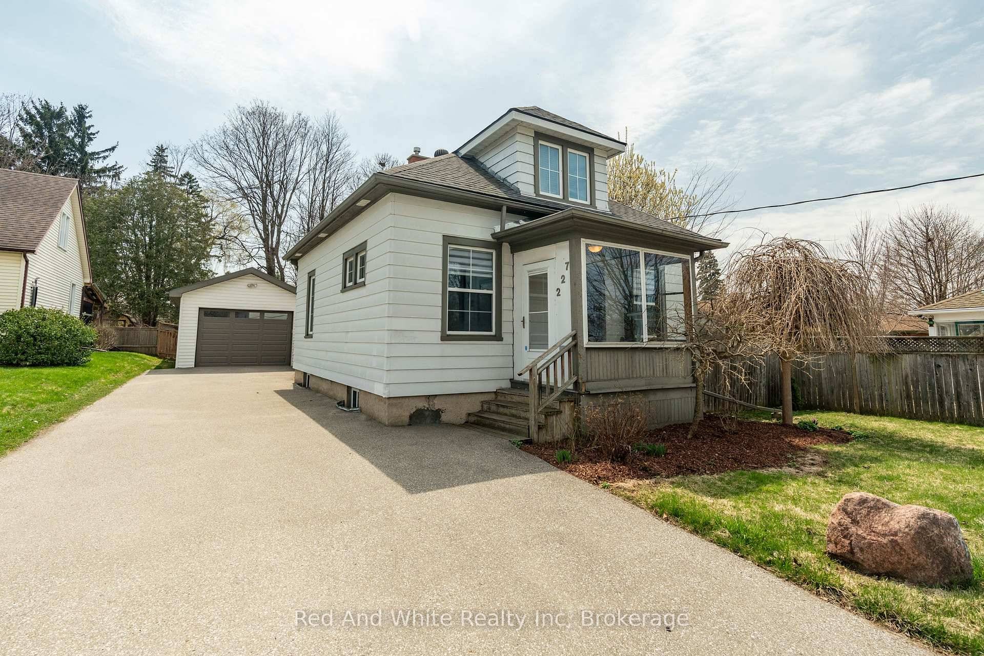 Are you looking to invest in a family home that is centrally located ?