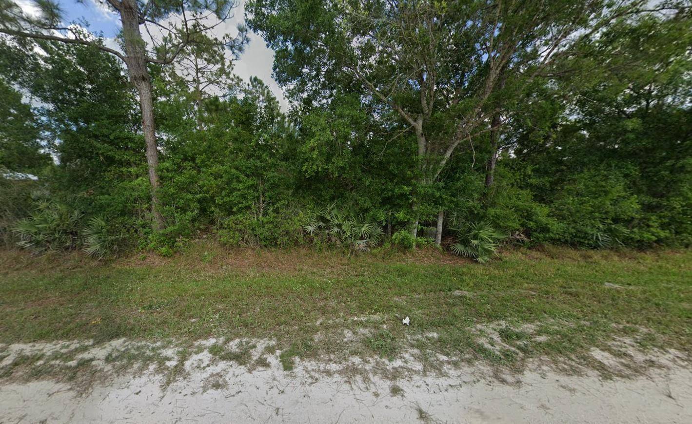 Opportunity to own a 0. 18 acre lot in in the desirable Orange Blossom Ranches area of Okeechobee, Florida.