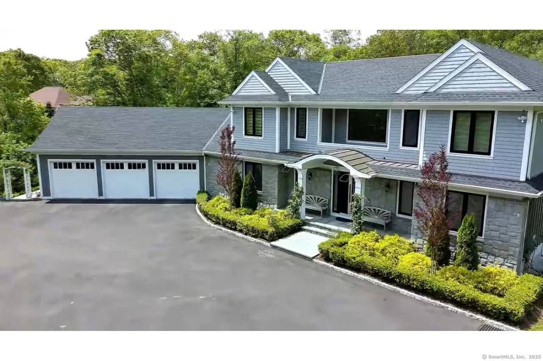 Tucked away on a quiet cul de sac off Osborn Farm Rd, this newer custom home offers 4 bedrooms, 4 full baths, and 1 half bath in a thoughtfully designed ...