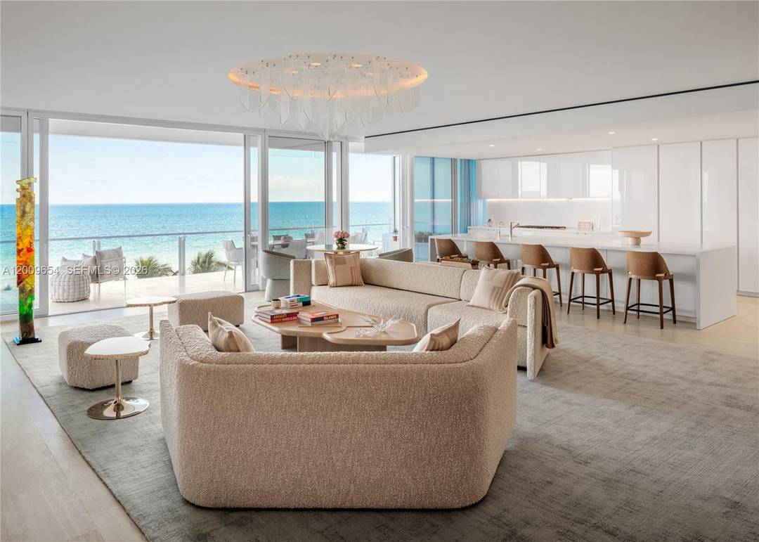 Step Inside With Me ! A legendary oceanfront icon, The Surf Club, a storied address where heritage meets elegance.