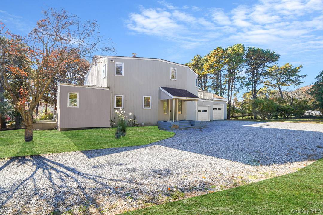 A Rare Hamptons Opportunity Where Setting and Vision Align Discover the unparalleled potential of this exceptional one acre property, perfectly positioned to become your Hamptons dream retreat.