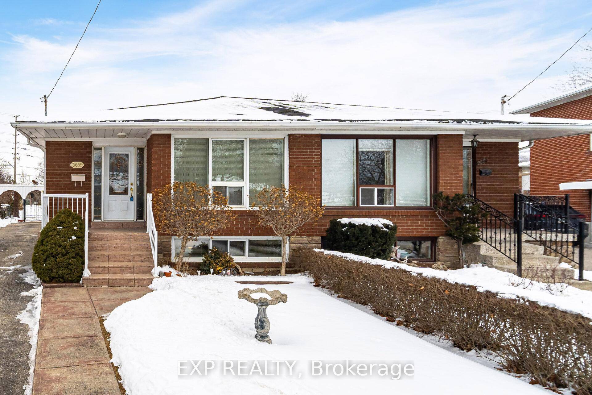 Welcome to 3659 Holden Crescent.