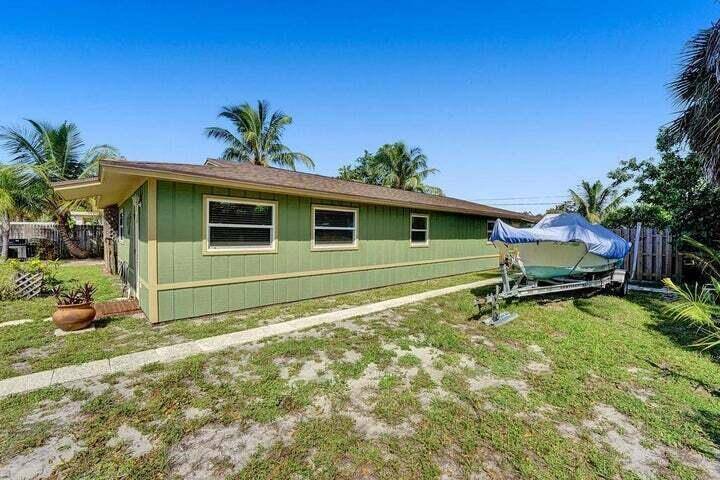 Investors ! Seller is willing to Offer concessions for rate buy down.