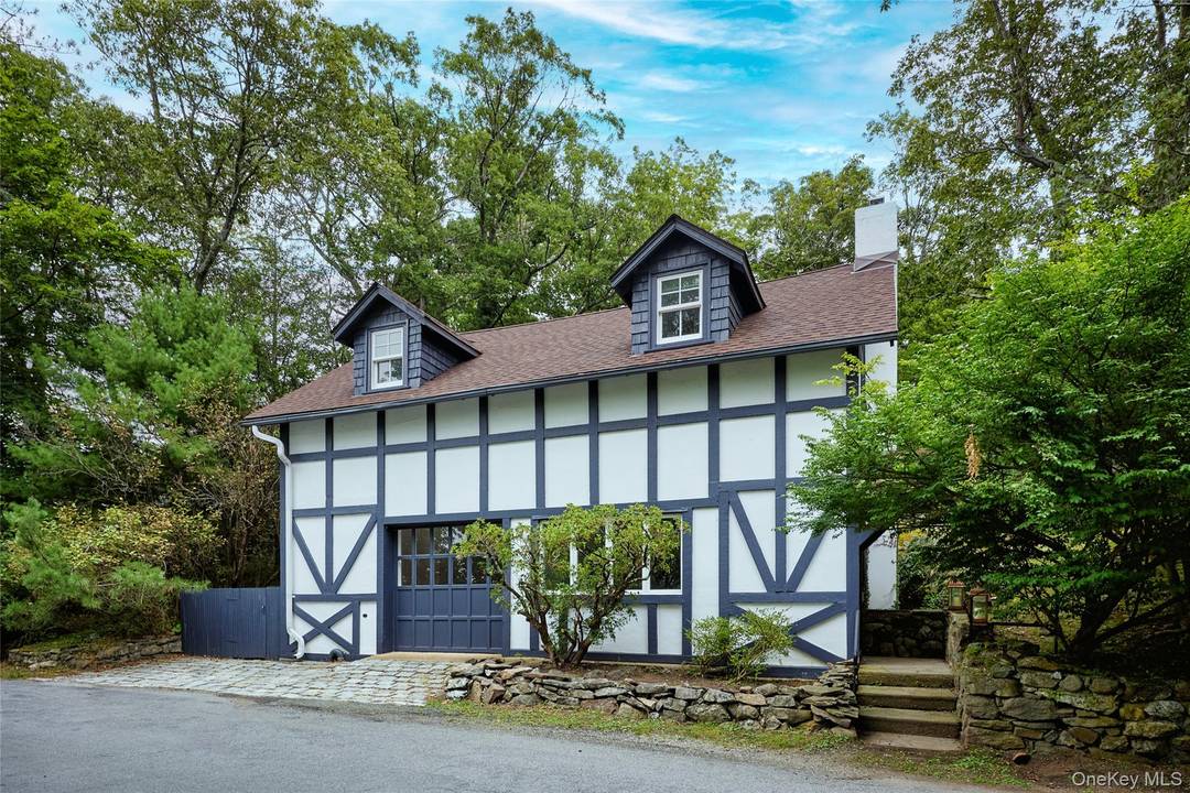 A Charming Country Retreat in exclusive Tuxedo Park.