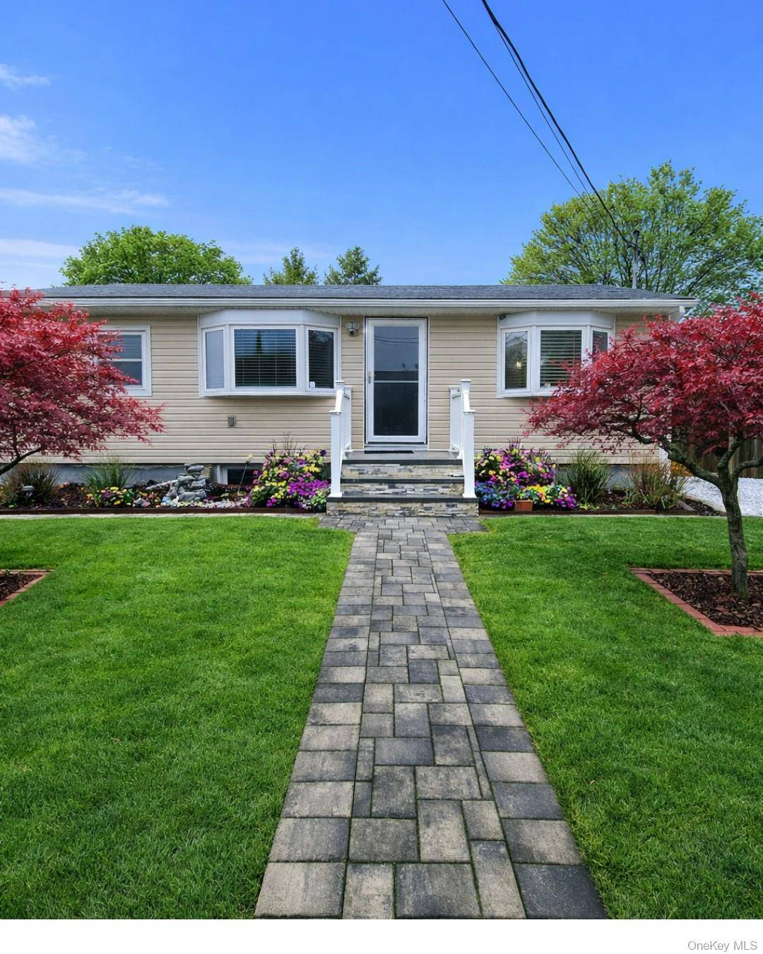 Welcome to 39 Musket Drive, a charming and beautifully updated home that blends comfort, style, and functionality.