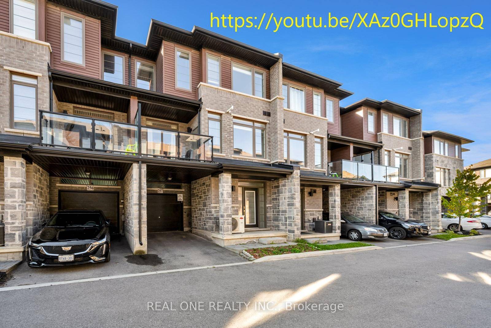 1601sqft 3 Bedroom 2. 5 Bath Luxurious amp ; Modern Urban Town In Desirable Madison Central Park.
