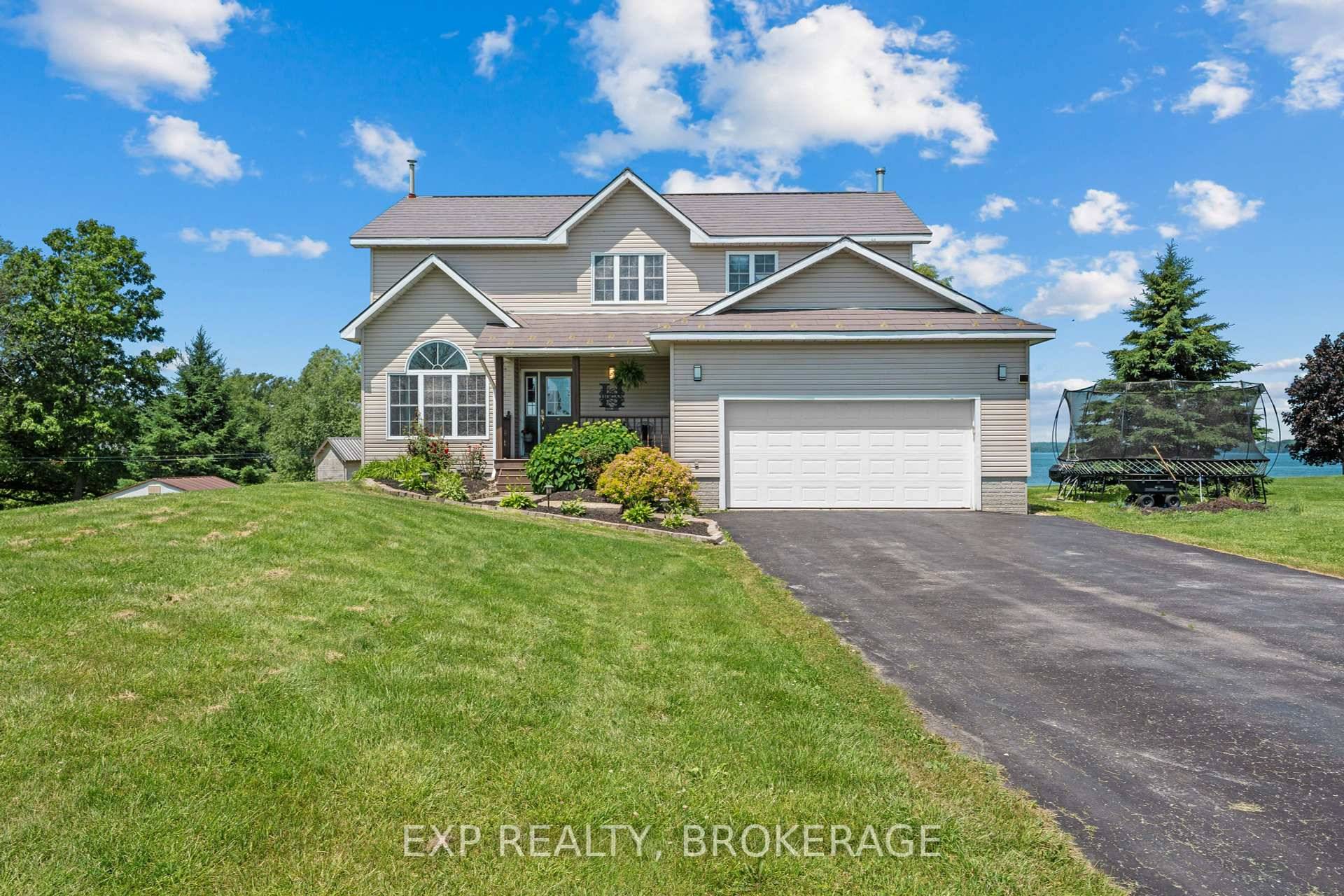 Welcome to your waterfront dream come true !