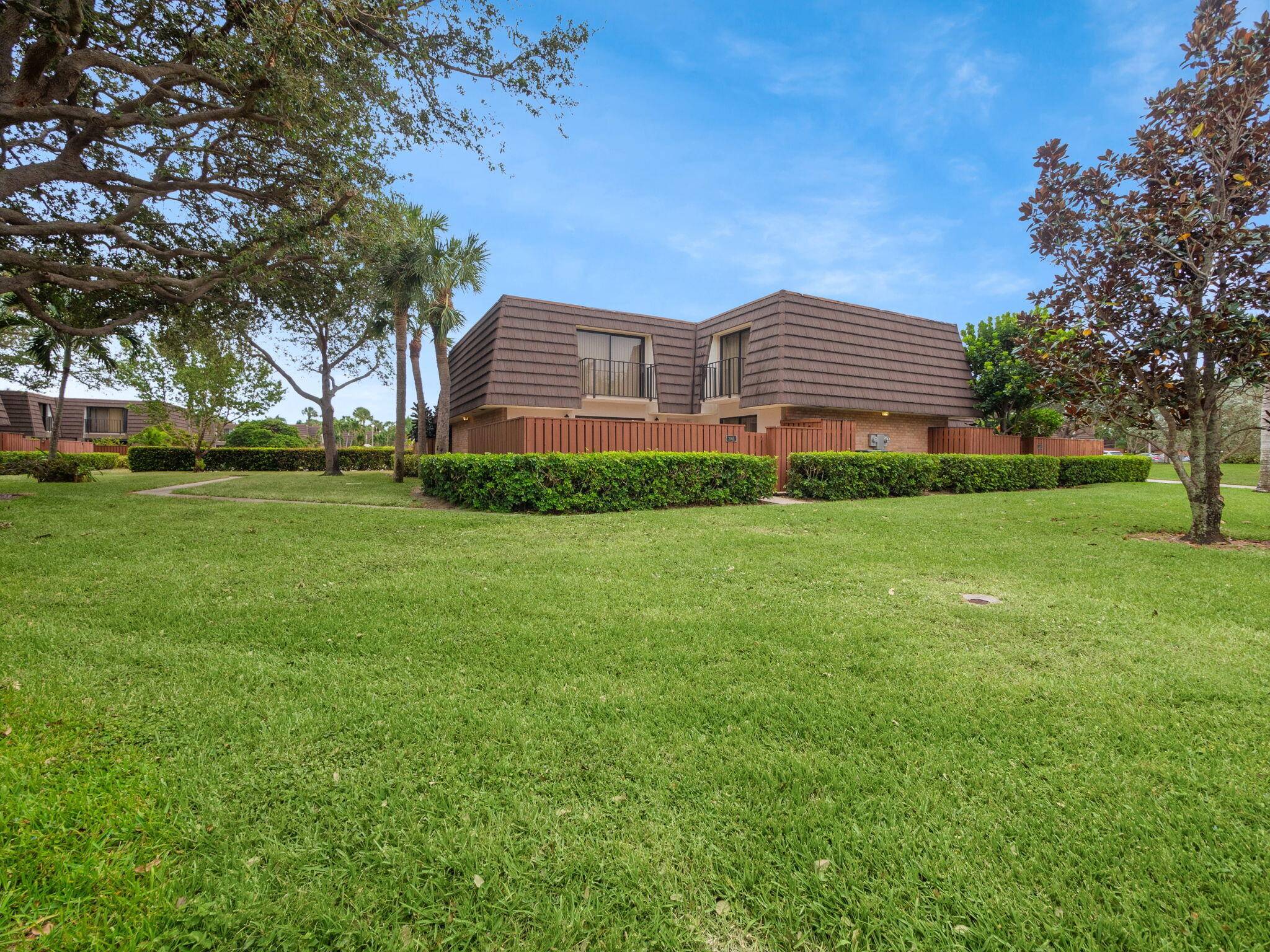 This 2 BR, 2. 5 bath Bluffs Lakes townhome will make the perfect vacation home.