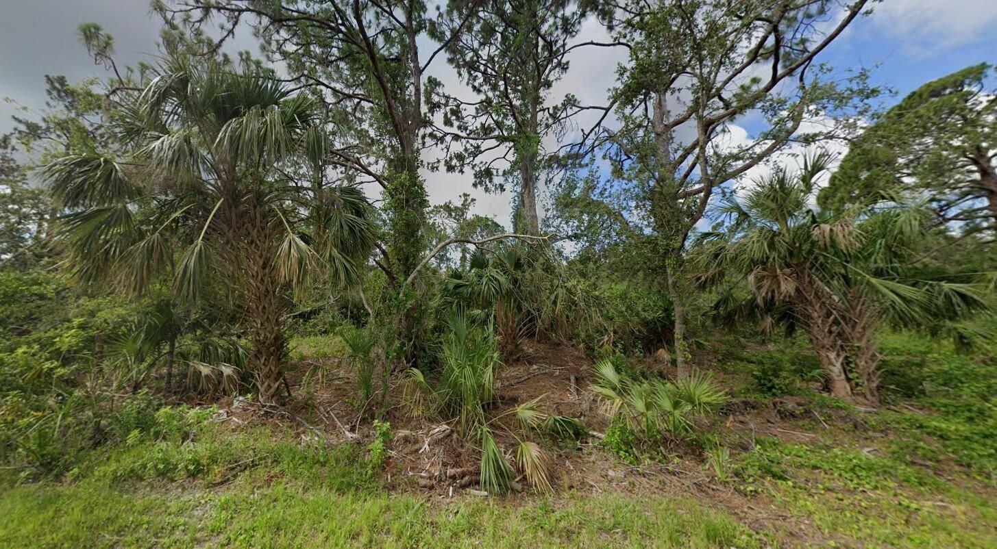 Build your dream home on this prime lot situated near the vibrant Charlotte Sports Park and the serene Tippecanoe Environmental Park.