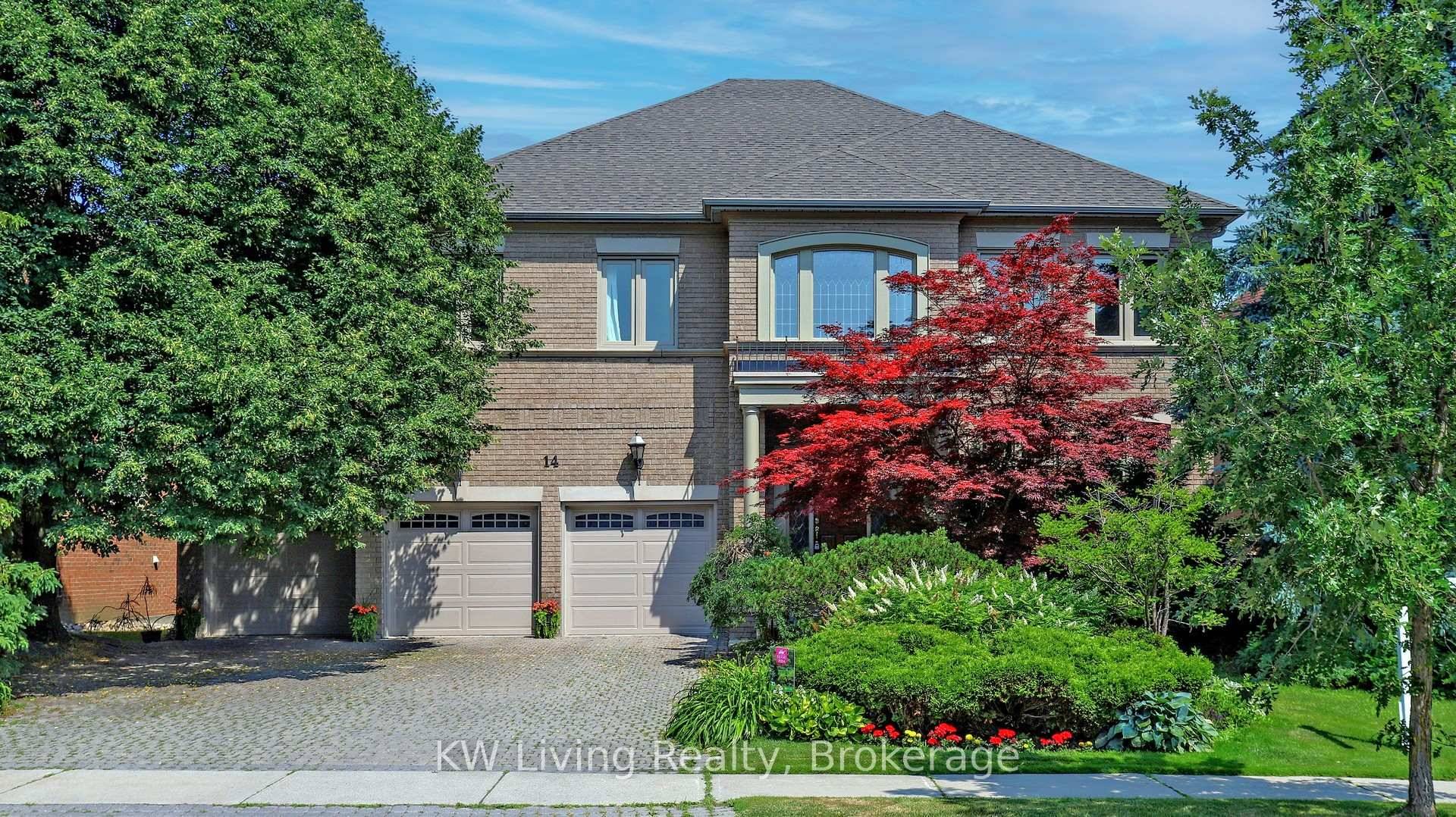 Refined Living in Bayview Hill !