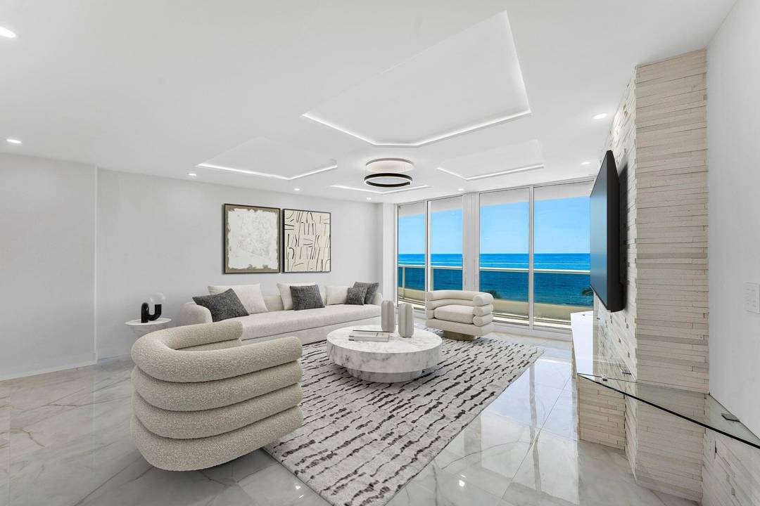 WOW ! Totally Renovated Extra Large 2 Bed 2.