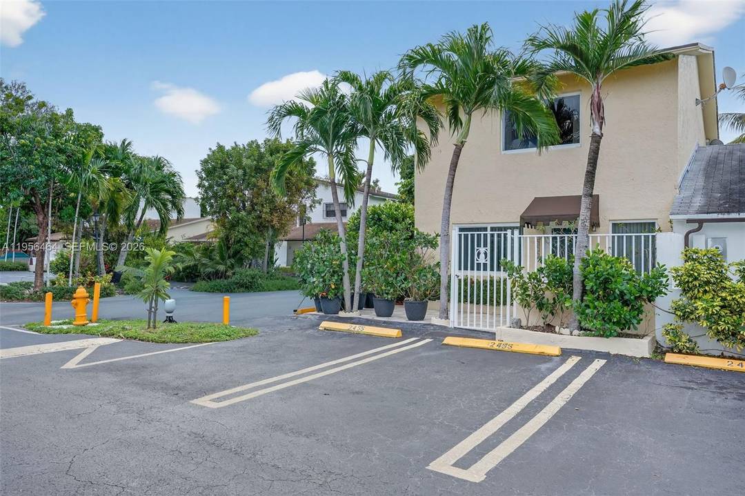 3 Bedrooms and 3. 5 BATHS Amazing home located in the desirable Miami Shenandoah district, just a few blocks from Calle Ocho SW 8th Street and Miami Dade College, making ...