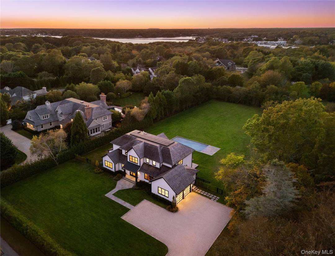 Introducing Remsenburg s Newest Luxury Estate Just completed and now ready for immediate occupancy, this exceptional new construction offers a rare opportunity to own a timeless Hamptons retreat in the ...