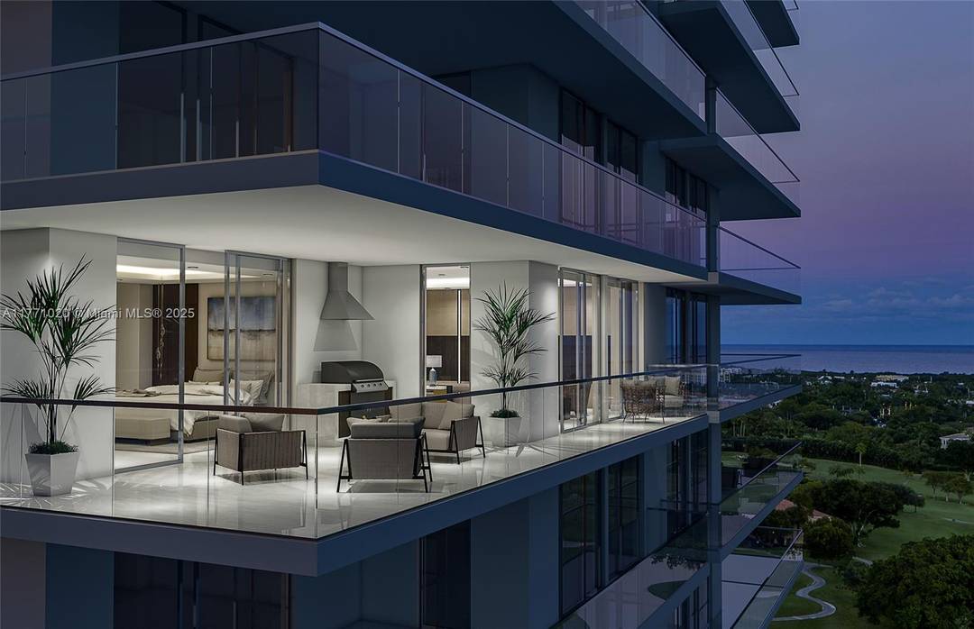 Experience the pinnacle of luxury at the Mandarin Oriental Residences in Boca Raton, where elegant design meets modern living.
