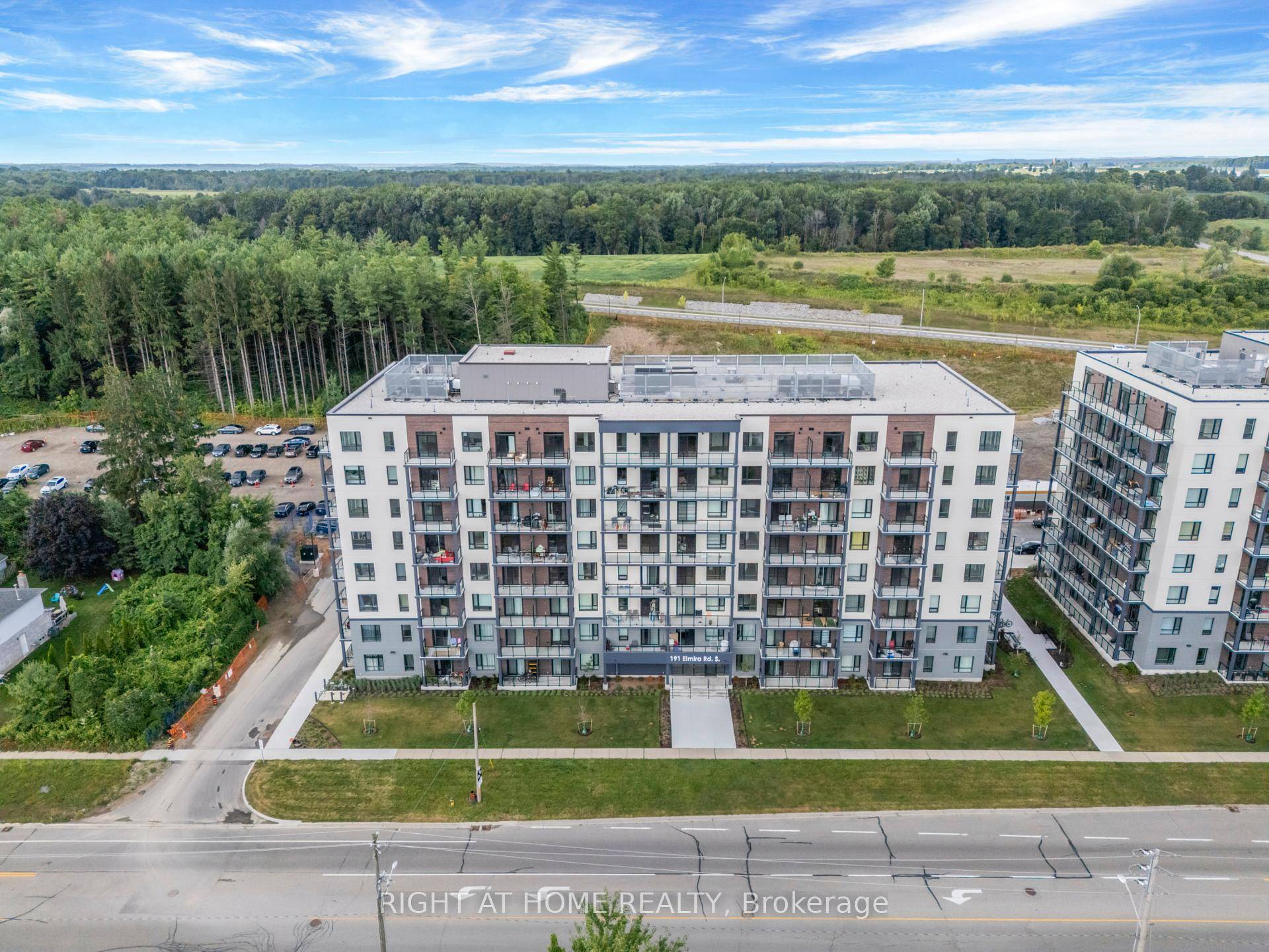 Discover one of the largest 1 Den units in Guelph with A huge Den which can be used as a room.