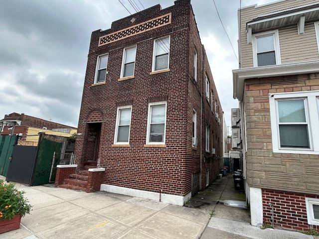 2 FAMILY DETACHED BRICK, 20 X 56, 1ST FLOOR 6 ROOMS, 2FL 7 ROOMS AND A FINISHED BASEMENT.
