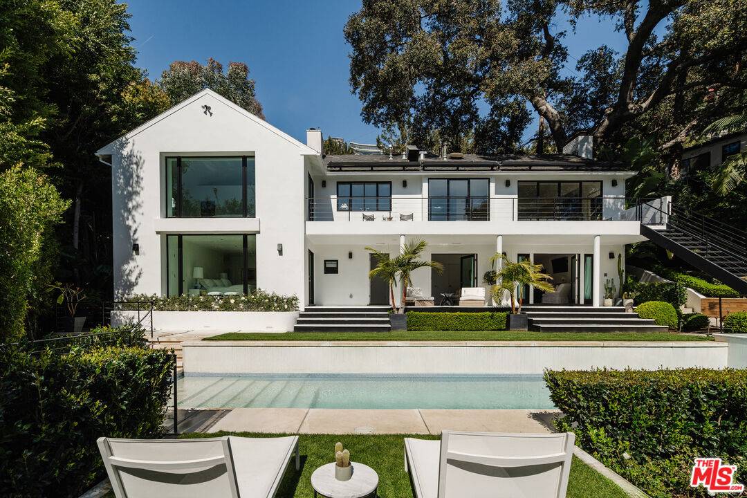 1558   Sunset Plaza Dr 4BR Sunset Strip La