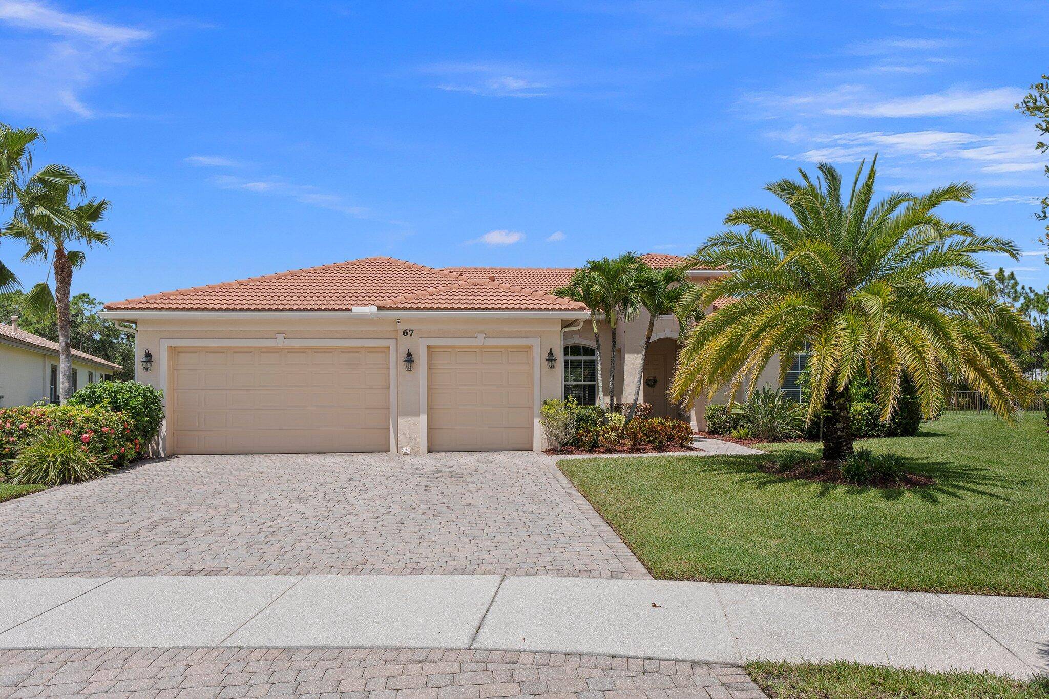 Nestled at the end of a peaceful cul de sac, this four bed, three bath residence boasts one of the largest fenced yard in the highly sought after Tres Belle ...