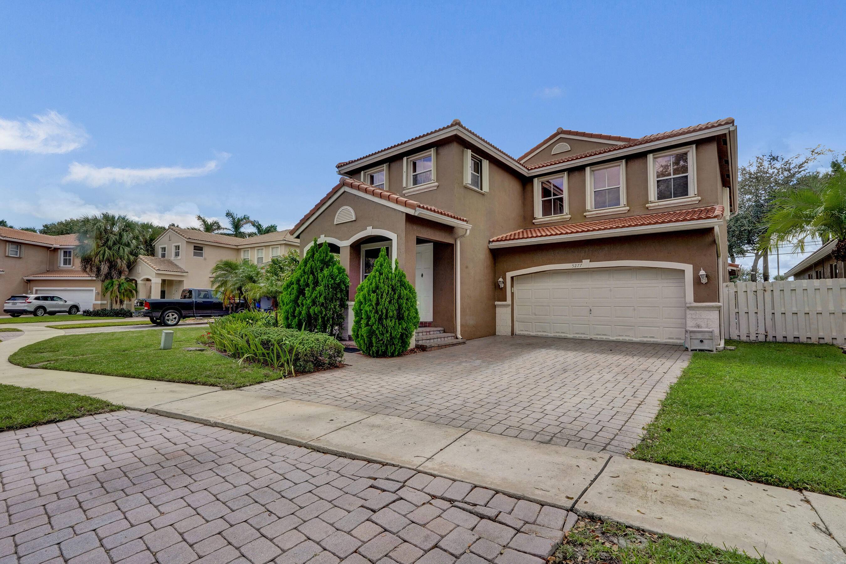 Welcome to Coco Plum A Spacious Lake Worth Gem !