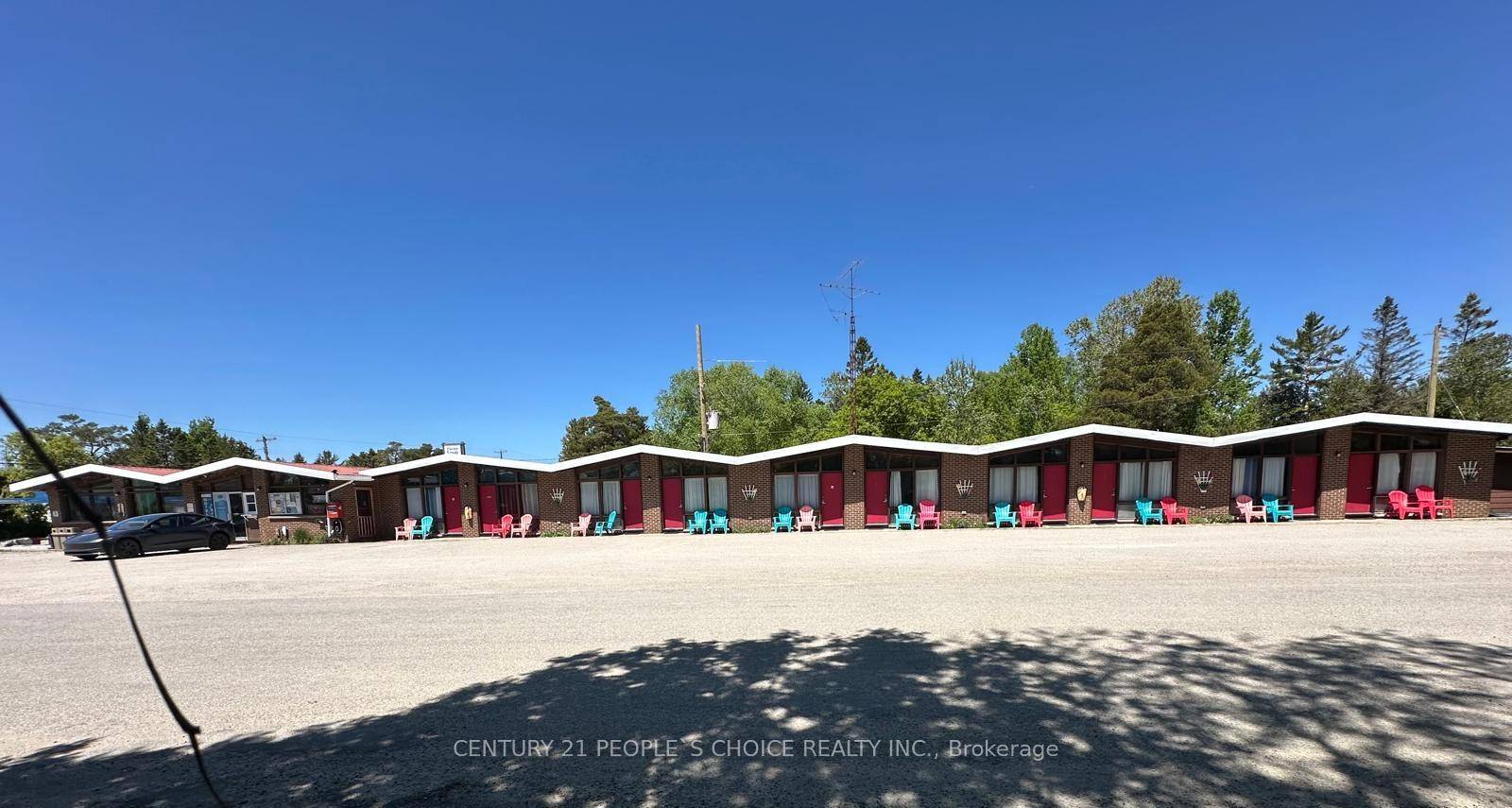 Price to Sell Huron Sands Motel and Restaurant, A beautiful and well maintained property in MANITOULIN ISLAND, a world's largest freshwater island and a well known tourist destination in Northern ...