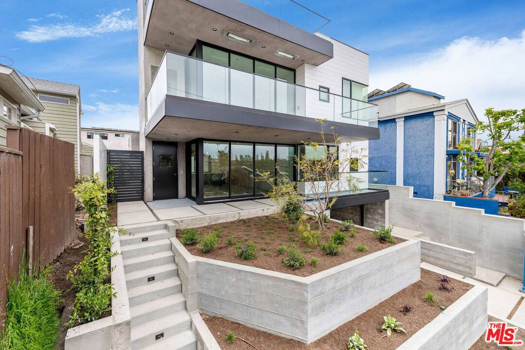 2714 Highland Ave 3BR Santa Monica La