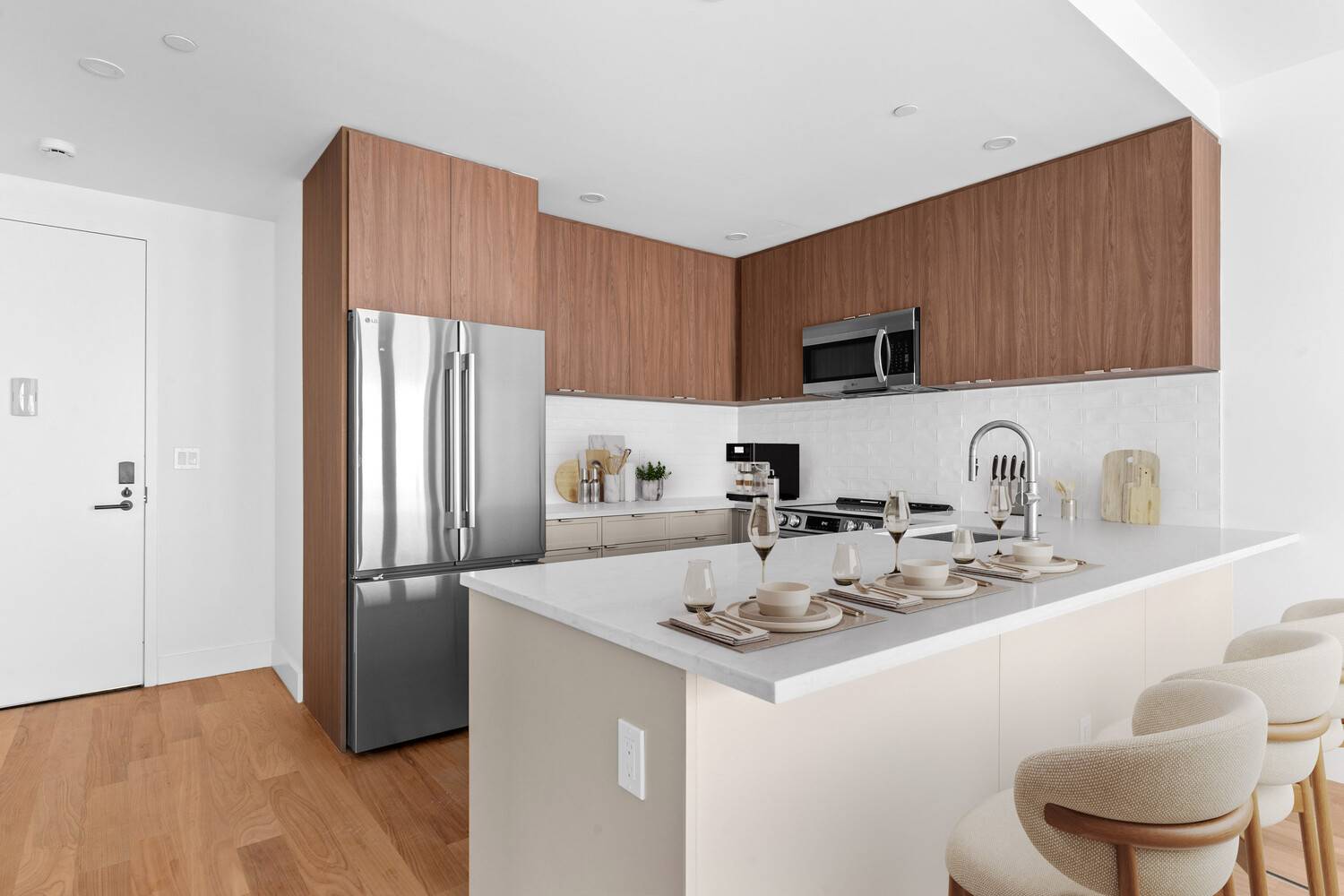 Residence 2P Boutique Design, Thoughtful Proportion Set within Greenpoint's newest boutique rental building, 36 India Street, Residence 2P is a 600 square foot one bedroom, one bath home designed with ...