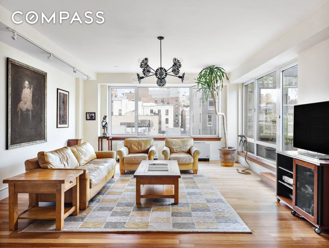 Nestled at the crossroads of Chelsea, the Flatiron District, Union Square, and Greenwich Village, this impeccably designed 2 3 bedroom condominium offers a rare blend of space, light, and tranquility ...