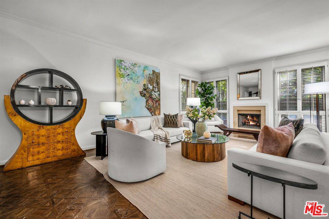 10126   Empyrean Way 3BR Beverlywood La