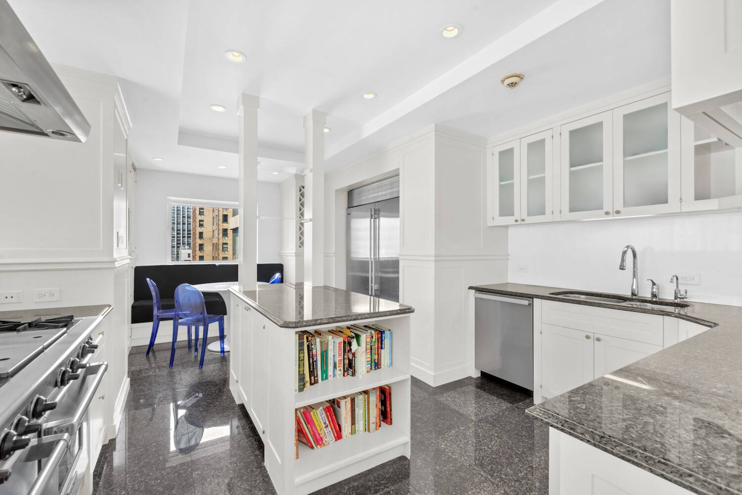 Exquisite Full Floor Residence at The Sovereign Experience approx.