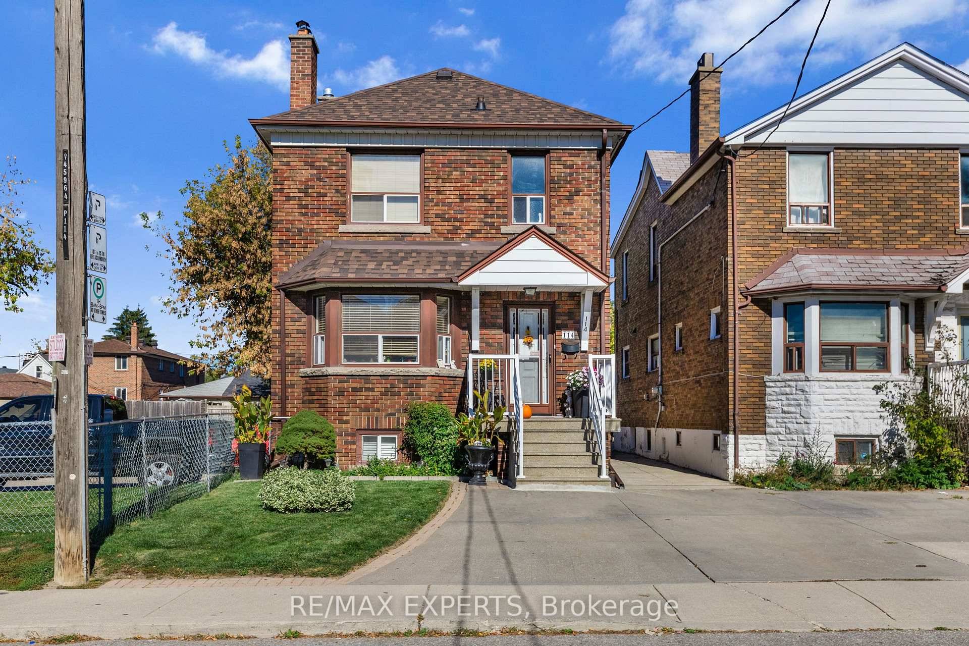 Welcome to 114 Trowell Ave !