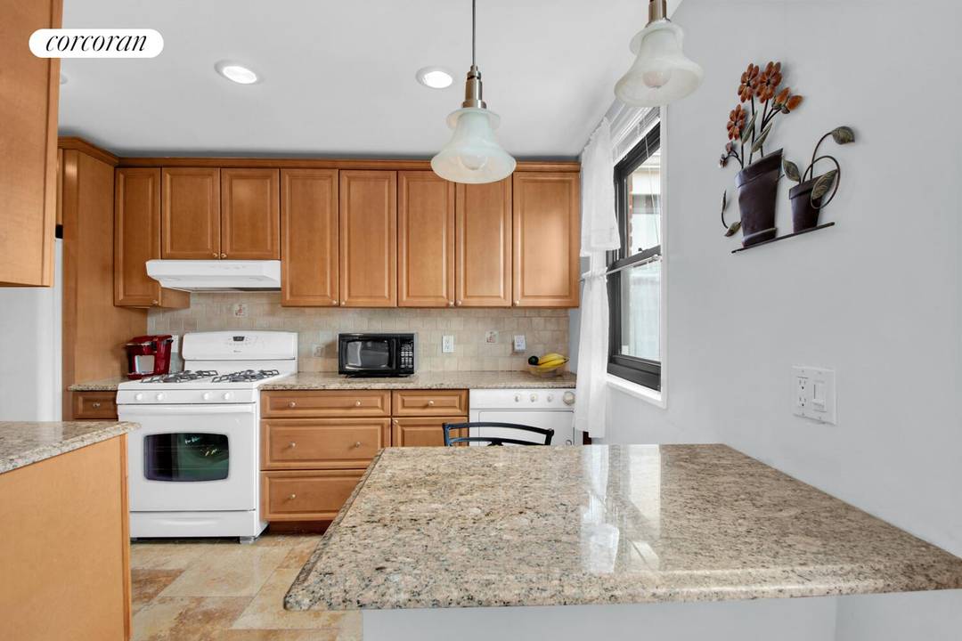 Welcome to 21 29 Utopia Parkway, Unit 1 298 !