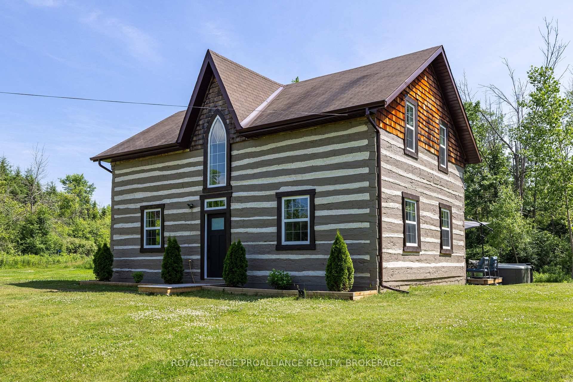 Charming 1800s Log Home on 6 Private Acres Minutes from Gananoque.