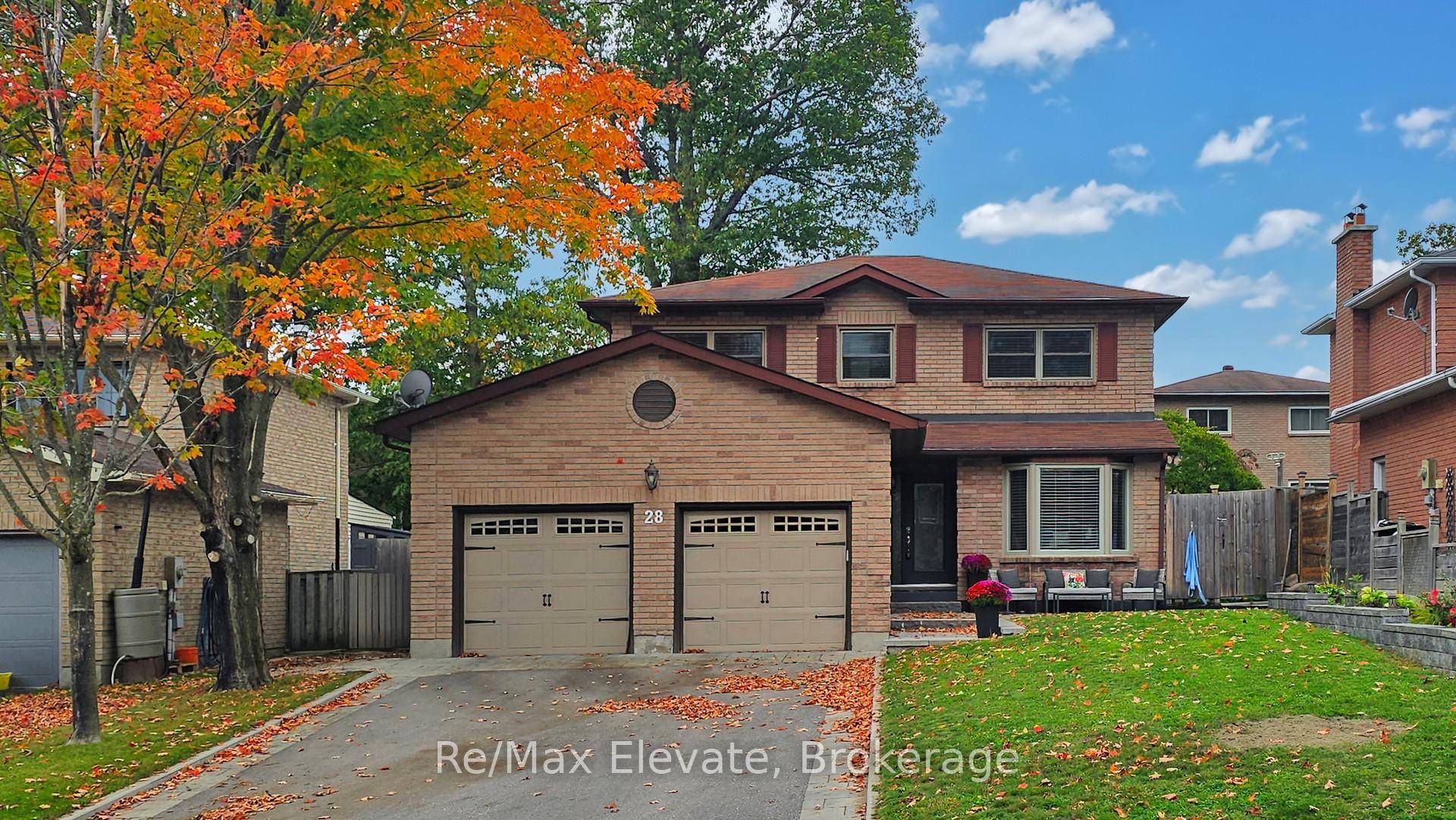 This Stunning All Brick 3 Bedroom, 4 Bathroom Home Is Located In A Highly Desirable Family Friendly Neighbourhood And Offers The Perfect Blend Of Style And Comfort.