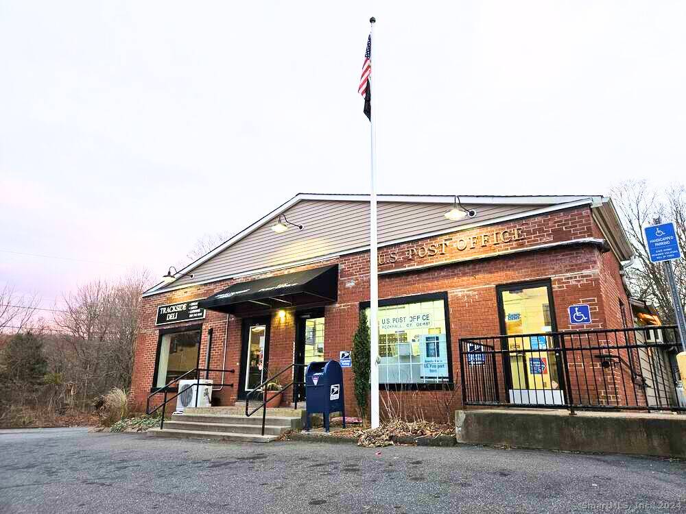 2 Unit building and restaurant equipment for sale 108 Main St in Rockfall is a perfect turnkey opportunity for a restaurant operator to purchase and get started immediately while collecting ...