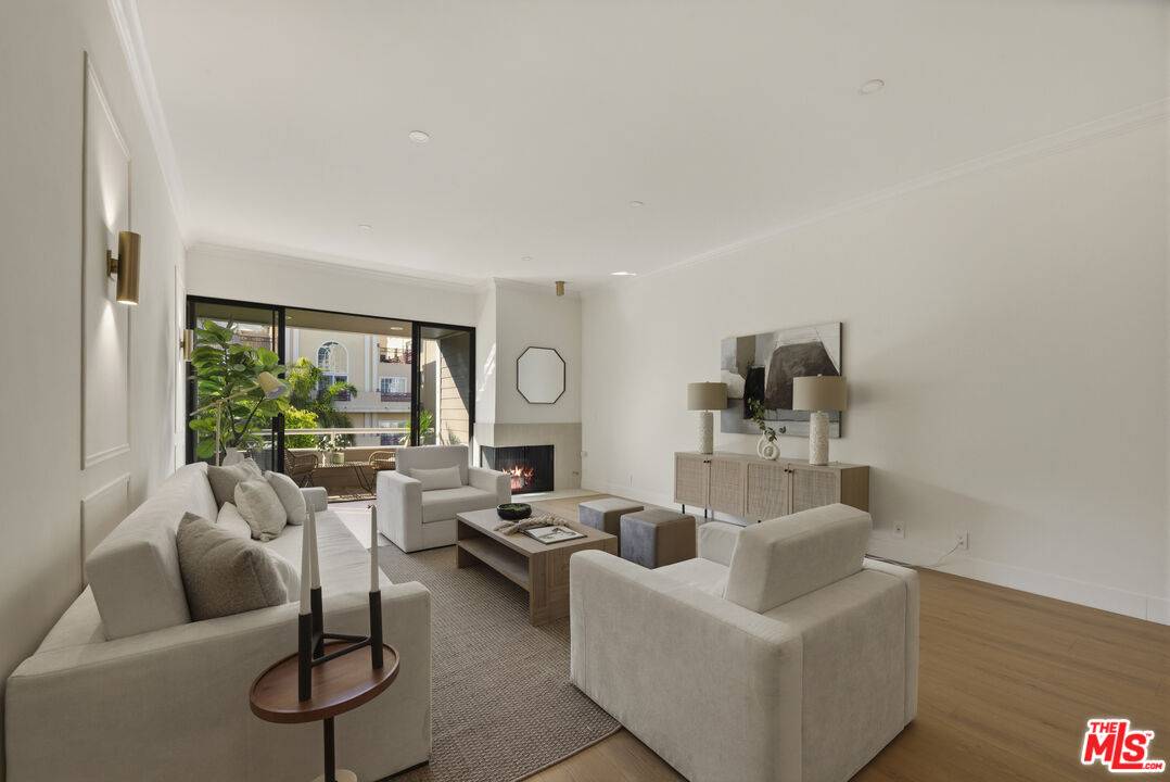 11808   Dorothy St 2BR Brentwood La